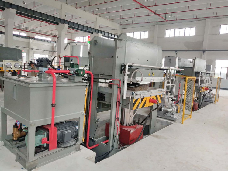 500T压碳纤维模具